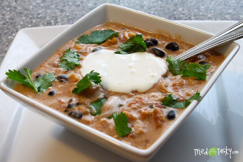 Cream Cheese Chicken Chili // The cream cheese in this Chili recipe makes it so creamy and delicious! | Tried and Tasty