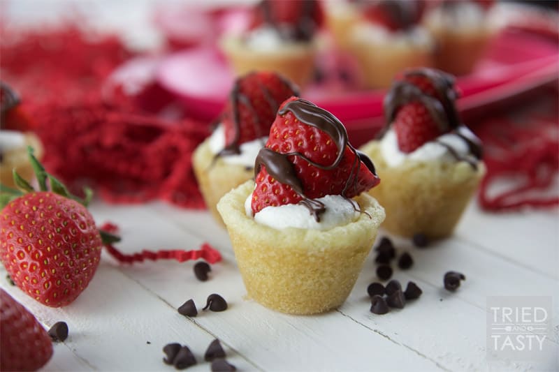 Chocolate Covered Strawberry Sugar Cookie Cups // Tried and Tasty