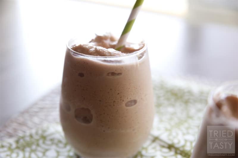 Copycat Jamba Juice Chocolate Peanut Butter Moo'd Smoothie // Ever wanted to make your favorite Jamba Juice recipe at home? This quick & easy recipe is only four ingredients! Tastes identical to the original, if not BETTER! Use your @blendtec to get the job done in no time! #smoothie #copycat #jambajuice #blendtec // Tried and Tasty