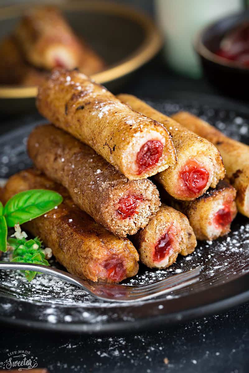 Cherry Cheesecake French Toast Roll-Ups // Life Made Sweeter